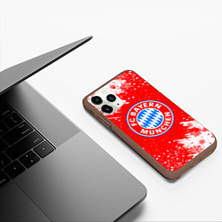 Чехол iPhone 11 Pro матовый НОВОГОДНИЙ BAYERN MUNCHEN СВИТЕР НОВОГОДНИЙ, цвет: 3D-коричневый — фото 2