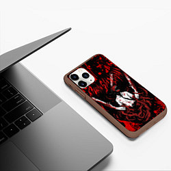 Чехол iPhone 11 Pro матовый Человек бензопила в крови Chainsaw Man, цвет: 3D-коричневый — фото 2