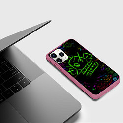 Чехол iPhone 11 Pro матовый League Of Legends неон - Arcane, цвет: 3D-малиновый — фото 2