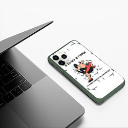 Чехол iPhone 11 Pro матовый Скалолазrock climber, цвет: 3D-темно-зеленый — фото 2