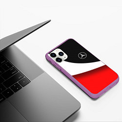 Чехол iPhone 11 Pro матовый MERCEDES BENZ КАРБОН И КРАСНАЯ ВОЛНА, цвет: 3D-фиолетовый — фото 2