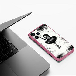 Чехол iPhone 11 Pro матовый БЕРСЕРК BERSERK, цвет: 3D-малиновый — фото 2