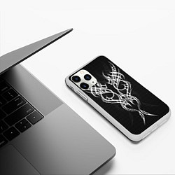 Чехол iPhone 11 Pro матовый Титуировки на карбоне, цвет: 3D-белый — фото 2