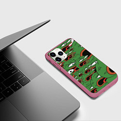 Чехол iPhone 11 Pro матовый Пепе лягушка, цвет: 3D-малиновый — фото 2