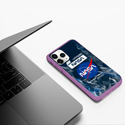 Чехол iPhone 11 Pro матовый Nasa - лого - пламя, цвет: 3D-фиолетовый — фото 2