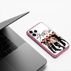 Чехол iPhone 11 Pro матовый Stray Kids white background, цвет: 3D-малиновый — фото 2