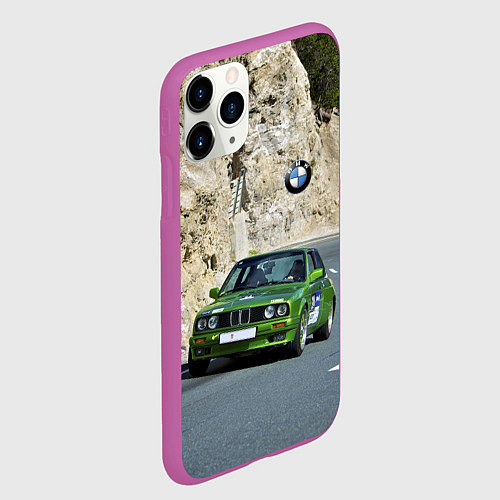 Чехол iPhone 11 Pro матовый Зелёная бэха на горной дороге / 3D-Фиолетовый – фото 2