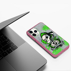 Чехол iPhone 11 Pro матовый Slipknot скелет green, цвет: 3D-малиновый — фото 2