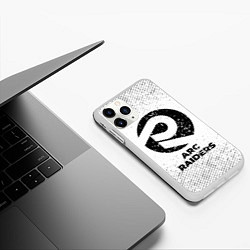 Чехол iPhone 11 Pro матовый ARC Raiders с потертостями на светлом фоне, цвет: 3D-белый — фото 2