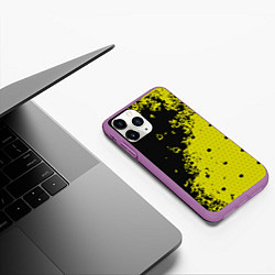 Чехол iPhone 11 Pro матовый Black & Yellow, цвет: 3D-фиолетовый — фото 2