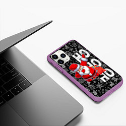 Чехол iPhone 11 Pro матовый Santa Claus, dabbing, through the snow, цвет: 3D-фиолетовый — фото 2