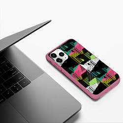 Чехол iPhone 11 Pro матовый Черный горошек и полосы на ярком геометрическом фо, цвет: 3D-малиновый — фото 2