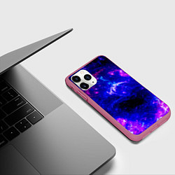 Чехол iPhone 11 Pro матовый Неоновый космос со звездами, цвет: 3D-малиновый — фото 2