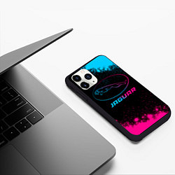 Чехол iPhone 11 Pro матовый Jaguar - neon gradient, цвет: 3D-черный — фото 2