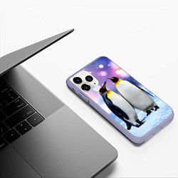 Чехол iPhone 11 Pro матовый Пингвины на снегу, цвет: 3D-светло-сиреневый — фото 2
