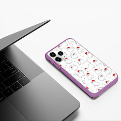 Чехол iPhone 11 Pro матовый Паттерн новогодний котик, цвет: 3D-фиолетовый — фото 2