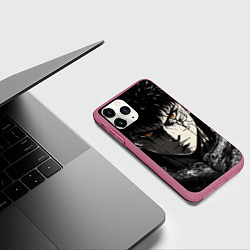 Чехол iPhone 11 Pro матовый Персонажа Гатс, цвет: 3D-малиновый — фото 2