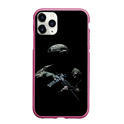 Чехол iPhone 11 Pro матовый Солдат в темноте, цвет: 3D-малиновый