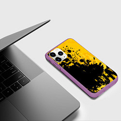 Чехол iPhone 11 Pro матовый Пятна черной краски на желтом фоне, цвет: 3D-фиолетовый — фото 2