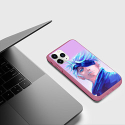 Чехол iPhone 11 Pro матовый Магическая битва Годжо Сатору, цвет: 3D-малиновый — фото 2