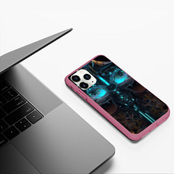 Чехол iPhone 11 Pro матовый Костюм киборга, цвет: 3D-малиновый — фото 2