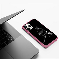 Чехол iPhone 11 Pro матовый Roronoa Zoro - One Piece, цвет: 3D-малиновый — фото 2