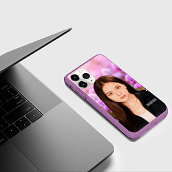 Чехол iPhone 11 Pro матовый Дженни на фоне цветов, цвет: 3D-фиолетовый — фото 2