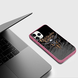 Чехол iPhone 11 Pro матовый Балудрс гейт лого - черно-белый, цвет: 3D-малиновый — фото 2