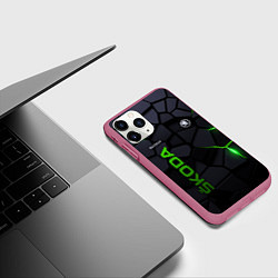 Чехол iPhone 11 Pro матовый Skoda - плиты с эффектом свечения, цвет: 3D-малиновый — фото 2
