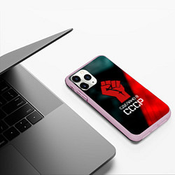 Чехол iPhone 11 Pro матовый Сделано в СССР кулак власти, цвет: 3D-розовый — фото 2