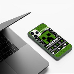 Чехол iPhone 11 Pro матовый Minecraft christmas sweater, цвет: 3D-темно-зеленый — фото 2