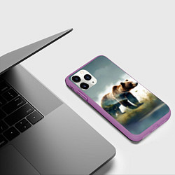Чехол iPhone 11 Pro матовый Минималистичный пейзаж с медведем акварель, цвет: 3D-фиолетовый — фото 2