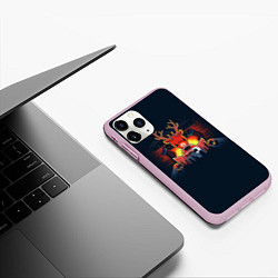 Чехол iPhone 11 Pro матовый Задумчивый рождественский олень, цвет: 3D-розовый — фото 2