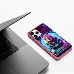 Чехол iPhone 11 Pro матовый Загадочный мир геймера - капибара, цвет: 3D-малиновый — фото 2