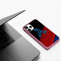 Чехол iPhone 11 Pro матовый Half life stripes freeman, цвет: 3D-малиновый — фото 2