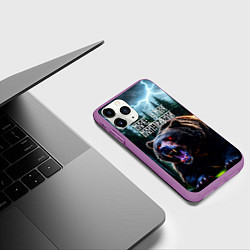 Чехол iPhone 11 Pro матовый Медведь хозяин тайги - моя земля мои правила, цвет: 3D-фиолетовый — фото 2