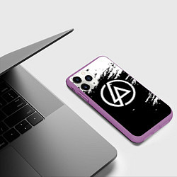 Чехол iPhone 11 Pro матовый Linkin Park - black and white, цвет: 3D-фиолетовый — фото 2