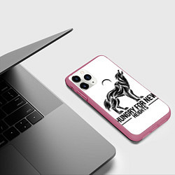 Чехол iPhone 11 Pro матовый Жаждущий новых высот, цвет: 3D-малиновый — фото 2