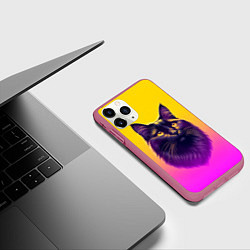 Чехол iPhone 11 Pro матовый Кот чёрный с золотыми глазами, цвет: 3D-малиновый — фото 2