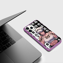 Чехол iPhone 11 Pro матовый Трафальгар и иероглифы - Ван Пис, цвет: 3D-фиолетовый — фото 2