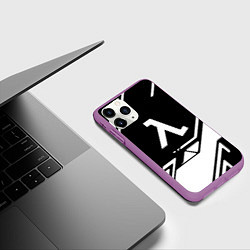 Чехол iPhone 11 Pro матовый Half life текстура геометрия, цвет: 3D-фиолетовый — фото 2