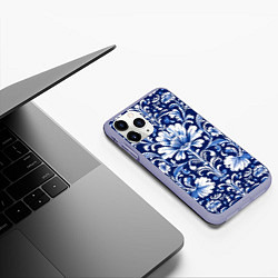 Чехол iPhone 11 Pro матовый Гжель - русский цветочный узор, цвет: 3D-светло-сиреневый — фото 2
