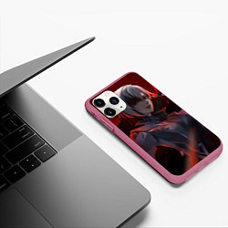 Чехол iPhone 11 Pro матовый Genshin Impact Арлекино red, цвет: 3D-малиновый — фото 2