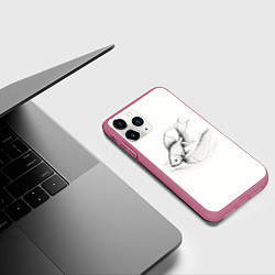Чехол iPhone 11 Pro матовый Рыба лайн арт стиль, цвет: 3D-малиновый — фото 2