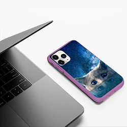 Чехол iPhone 11 Pro матовый Космический кошак, цвет: 3D-фиолетовый — фото 2