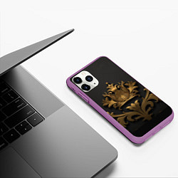 Чехол iPhone 11 Pro матовый Объемная золотая корона с узорами, цвет: 3D-фиолетовый — фото 2