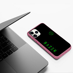 Чехол iPhone 11 Pro матовый Razer brend game, цвет: 3D-малиновый — фото 2