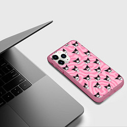 Чехол iPhone 11 Pro матовый Розовый паттерн Куроми, цвет: 3D-малиновый — фото 2