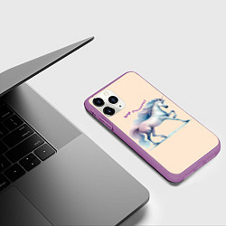 Чехол iPhone 11 Pro матовый Чаруй реальность - единорог на бежевом, цвет: 3D-фиолетовый — фото 2