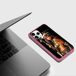 Чехол iPhone 11 Pro матовый Амазонка в роуче с пикой, цвет: 3D-малиновый — фото 2